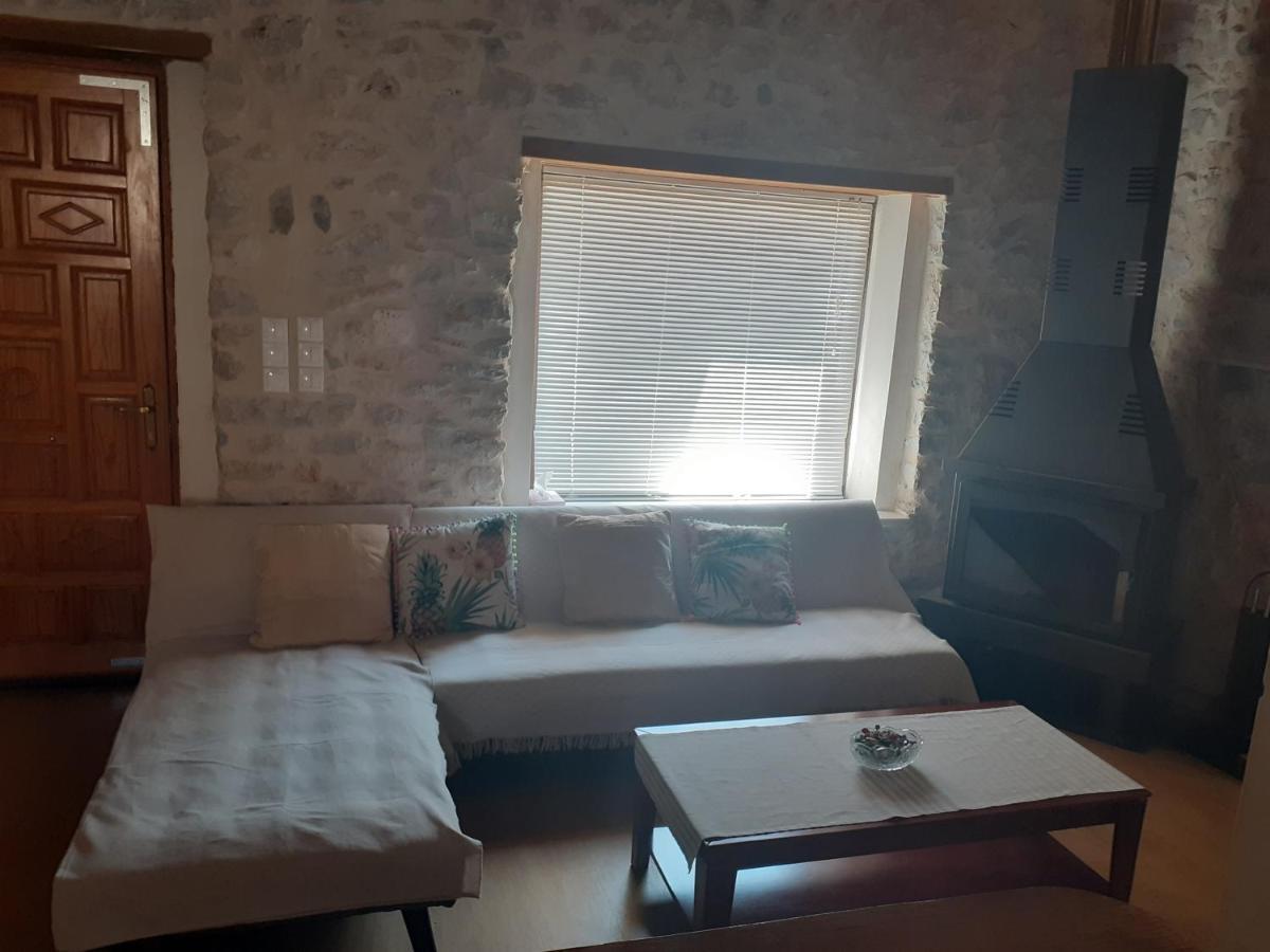 Tsitalia Cottage House Leonídion Dış mekan fotoğraf